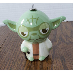 Hallmark Disney Star Wars Yoda Christmas Ornament 3.75"